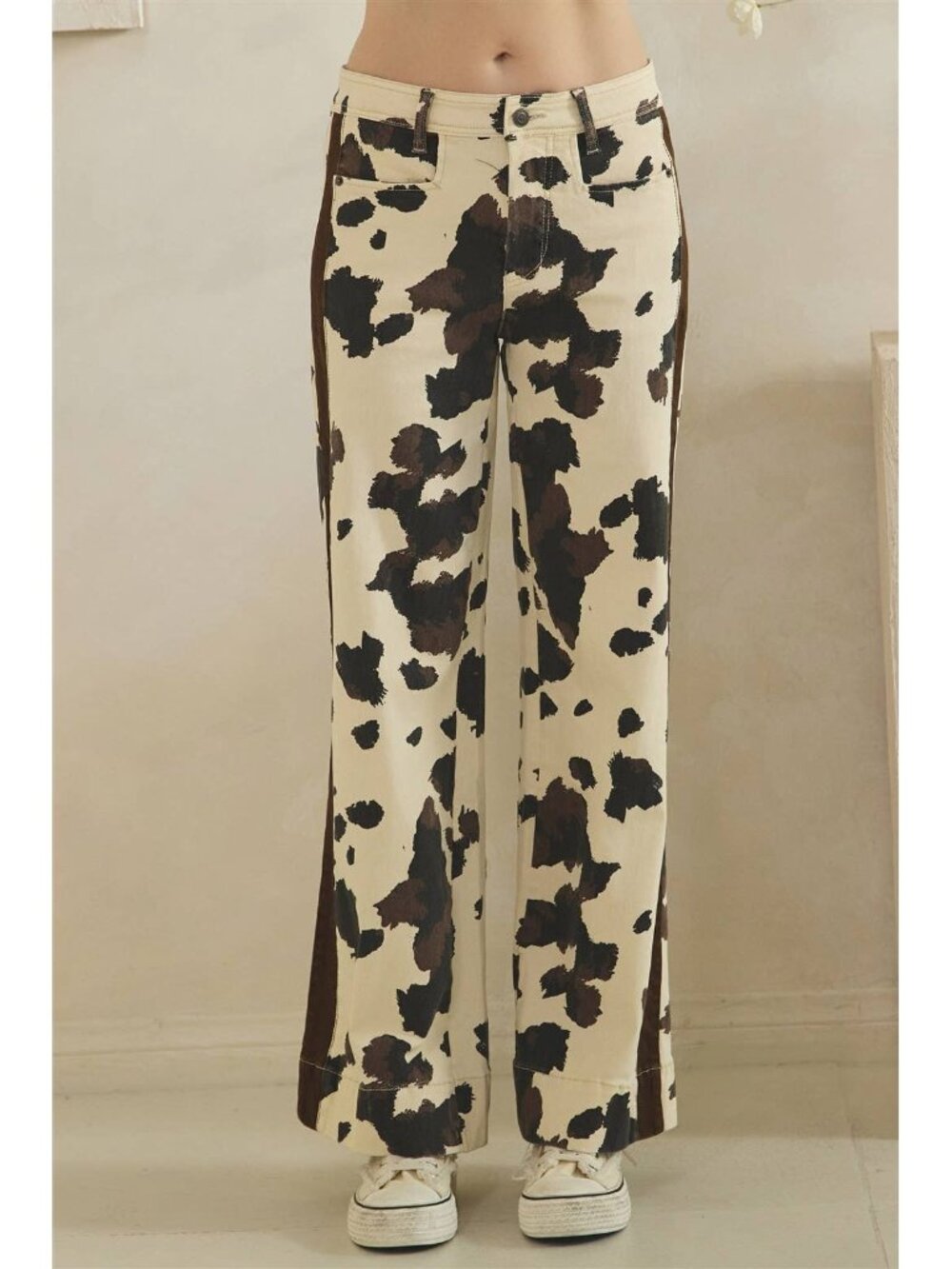Oli & Hali NWT Western Cow Print Detail Denim Wide Leg Pants
